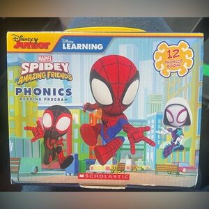 Disney Jr. Marvel Spidey Phonics books
